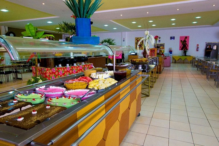 Golden Dolphin Grand Hotel piscinas 24 horas