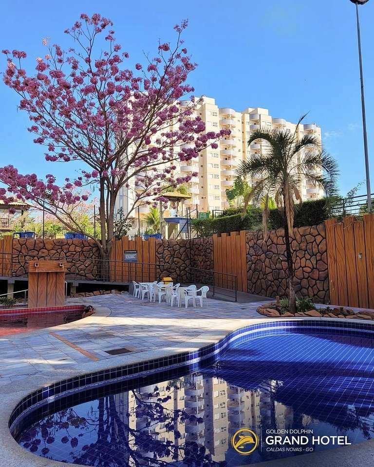 Golden Dolphin Grand Hotel piscinas 24 horas