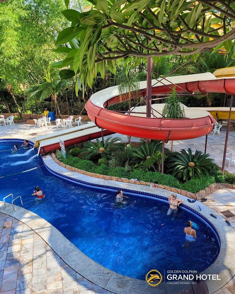 Golden Dolphin Grand Hotel piscinas 24 horas