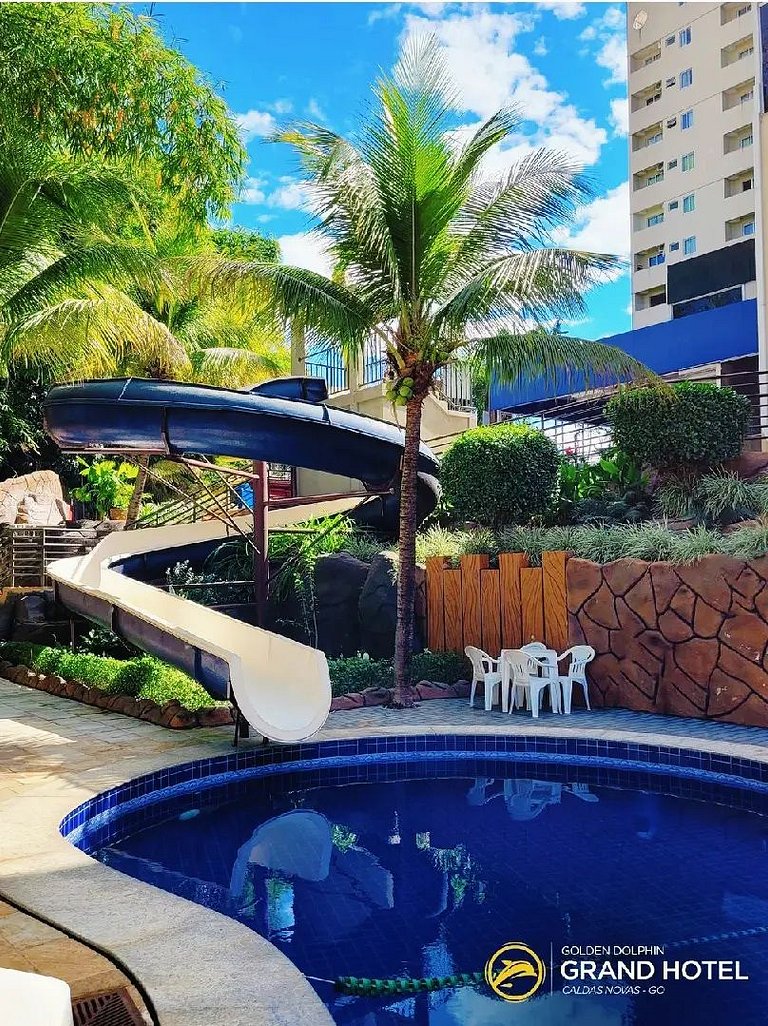Golden Dolphin Grand Hotel piscinas 24 horas