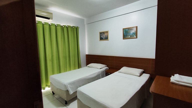 Golden Dolphin Grand Hotel piscinas 24 horas