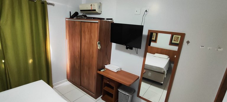Golden Dolphin Grand Hotel piscinas 24 horas